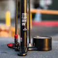 Lezyne pumpa STEEL HV FLOOR DRIVE 3.5