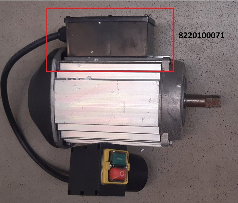 8220100071 - Skriňa motora (elektro)