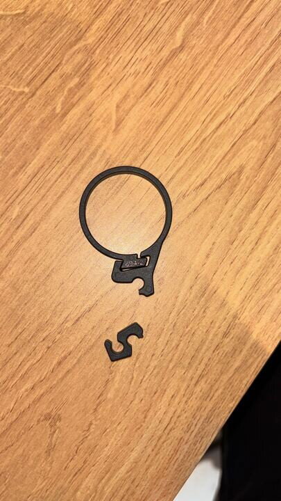 BULLS úchyt na kábel