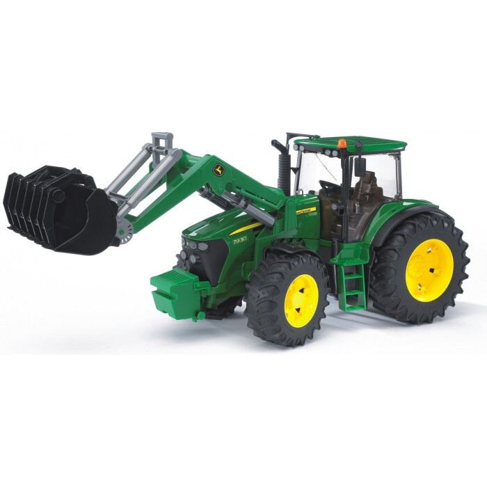 Traktor John Deere 7930 s čelným nakladačom